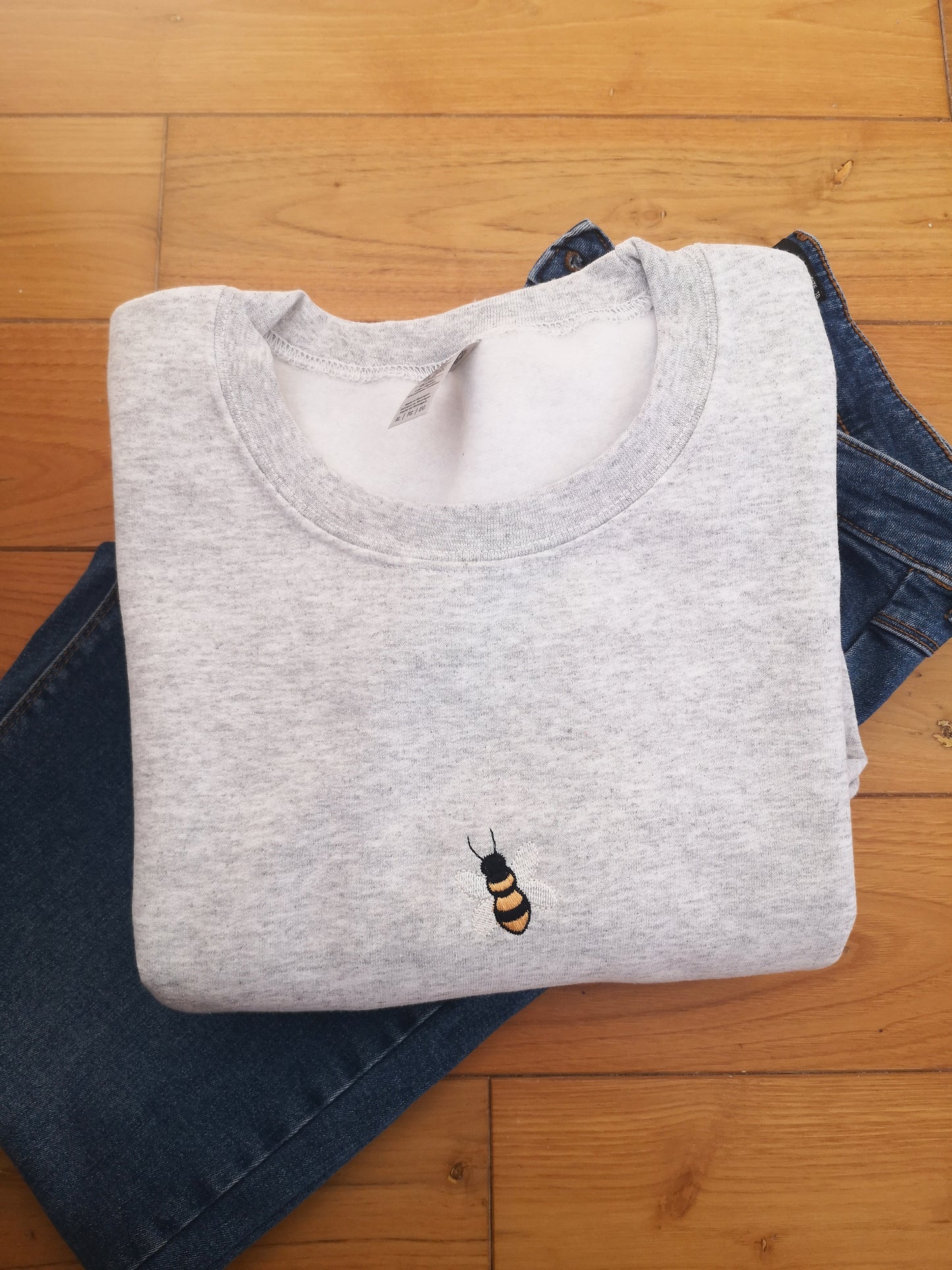 Bee Sweatshirt