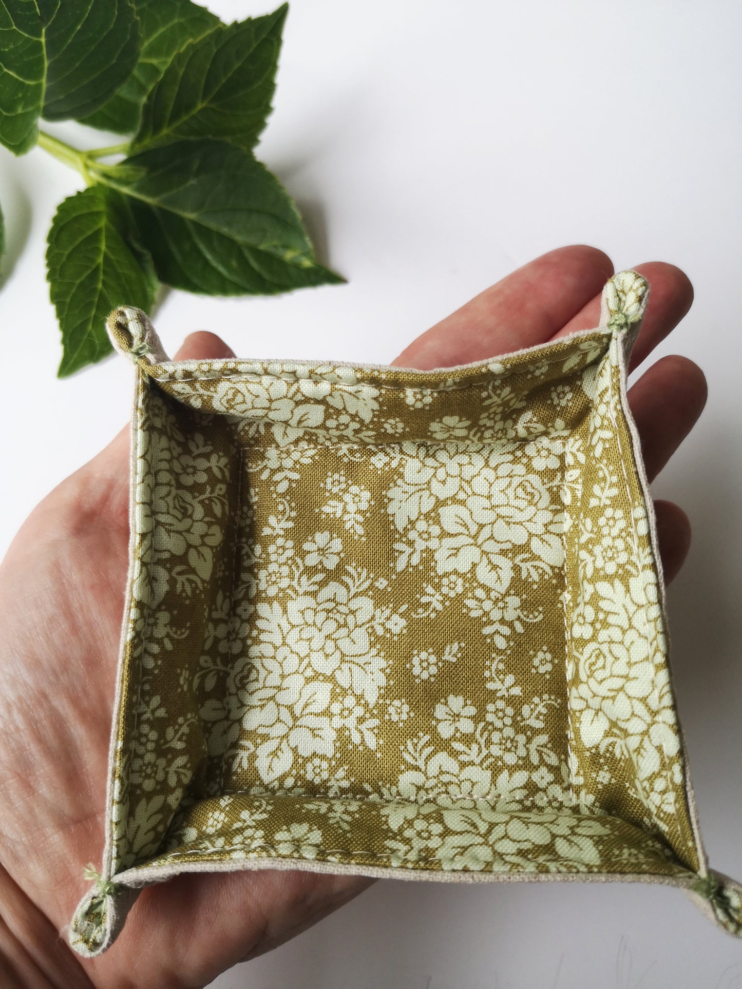 Green Floral Fabric Tray