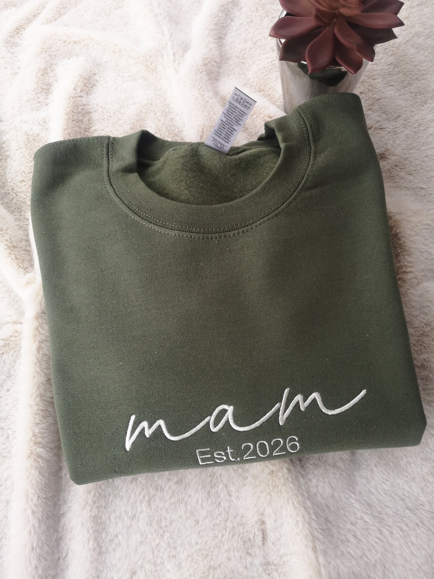 Embroidered Mam Sweatshirt